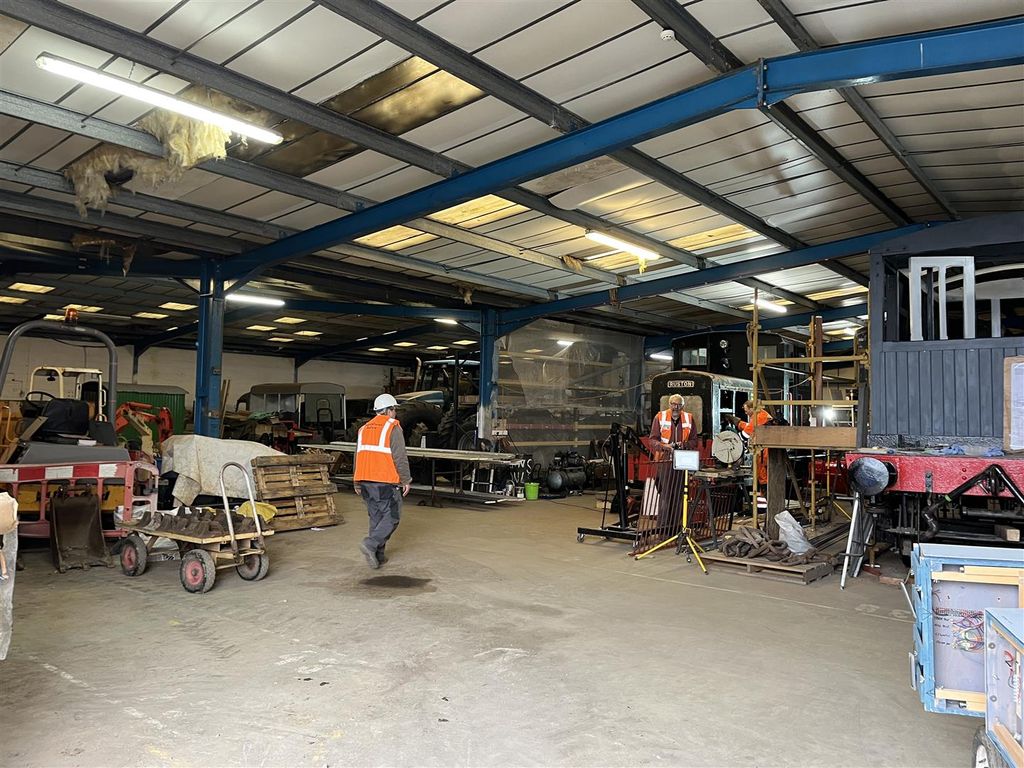 Property photo 3 of 4 Internal 3 Unit 3-4.Jpg