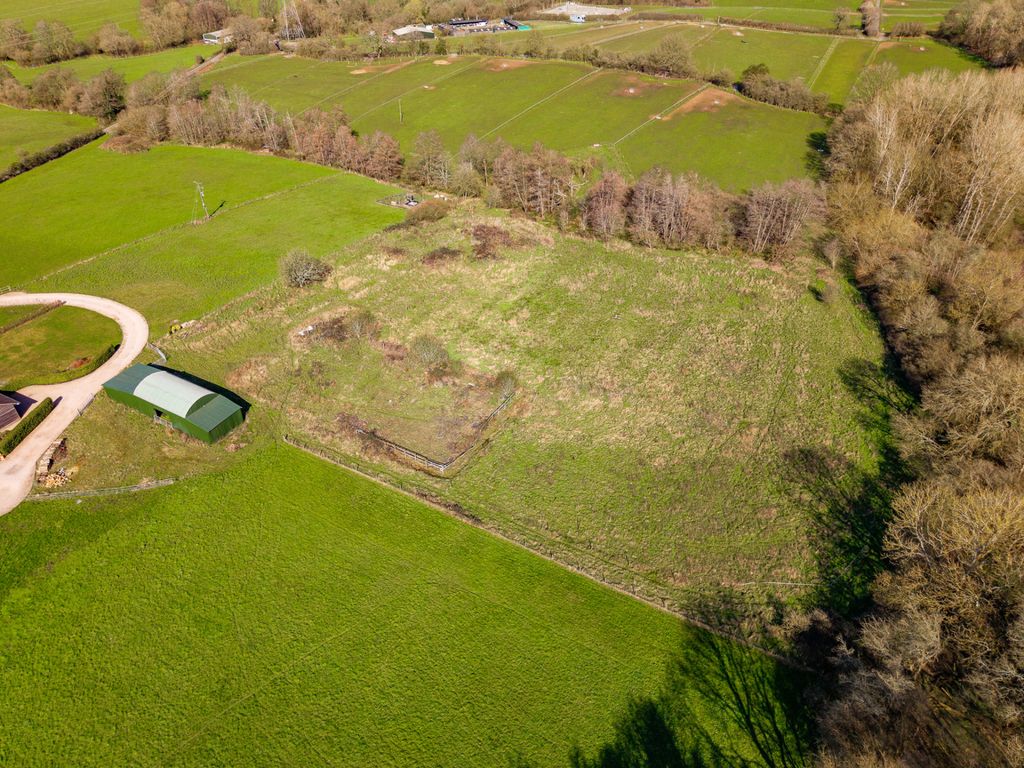 Property photo 3 of 9