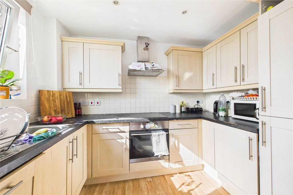 Property photo 2 of 6 Picture No. 06