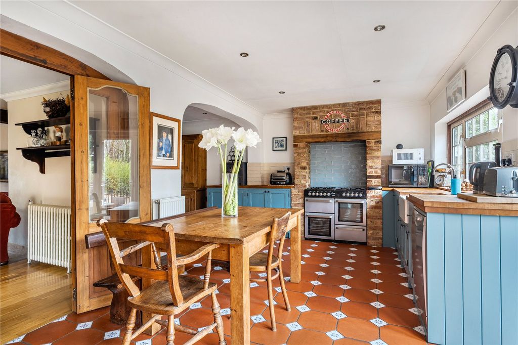 Property photo 3 of 41 Kitchen