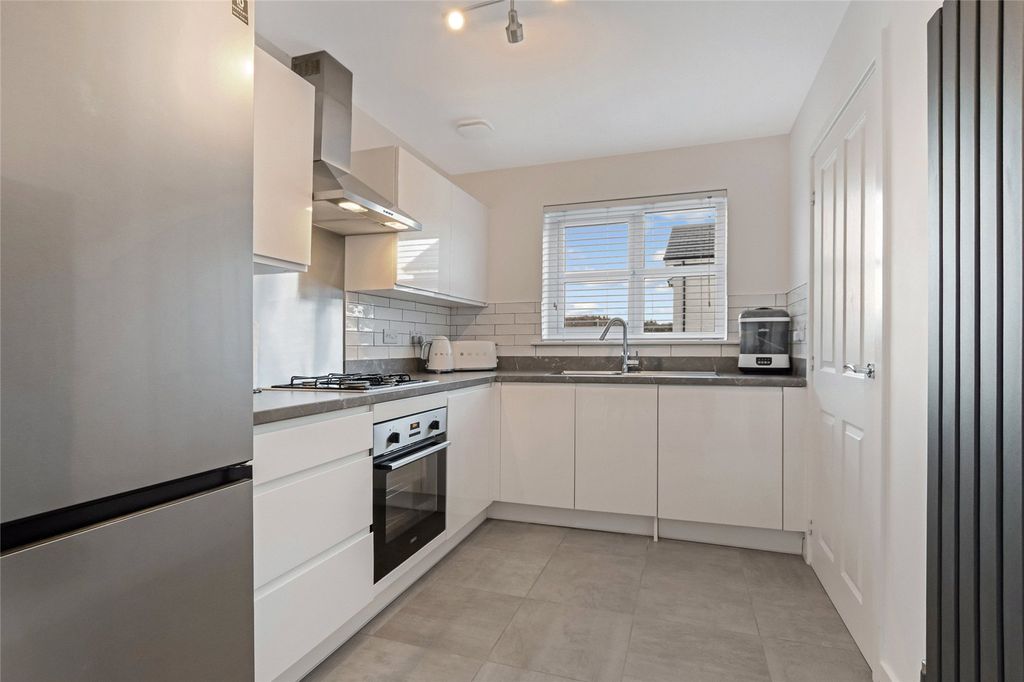 Property photo 3 of 21 Picture No. 07