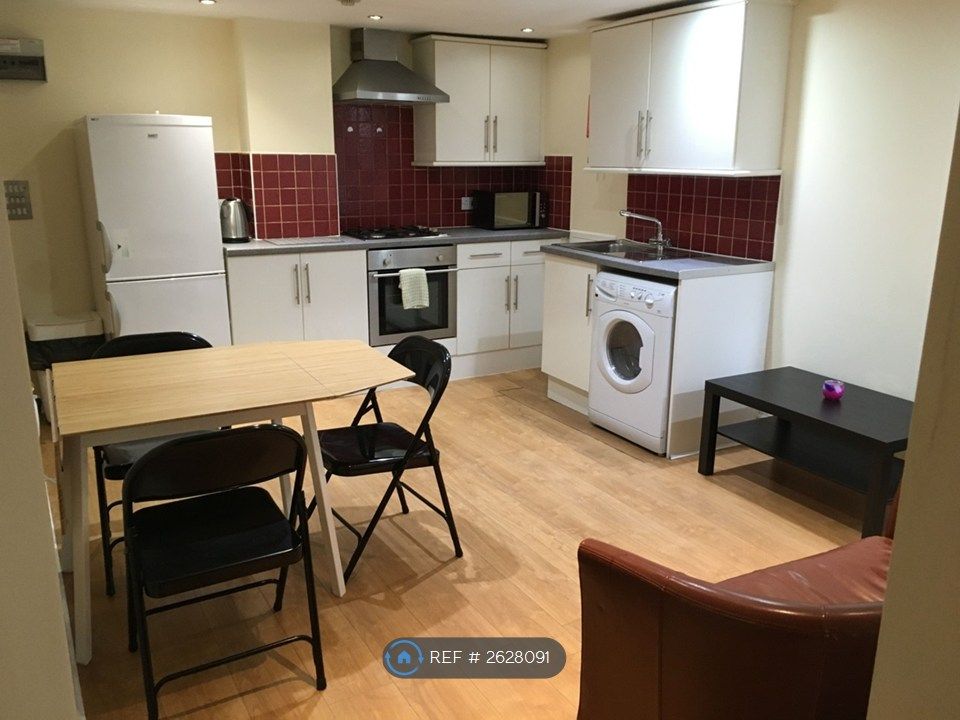 Property photo 3 of 11