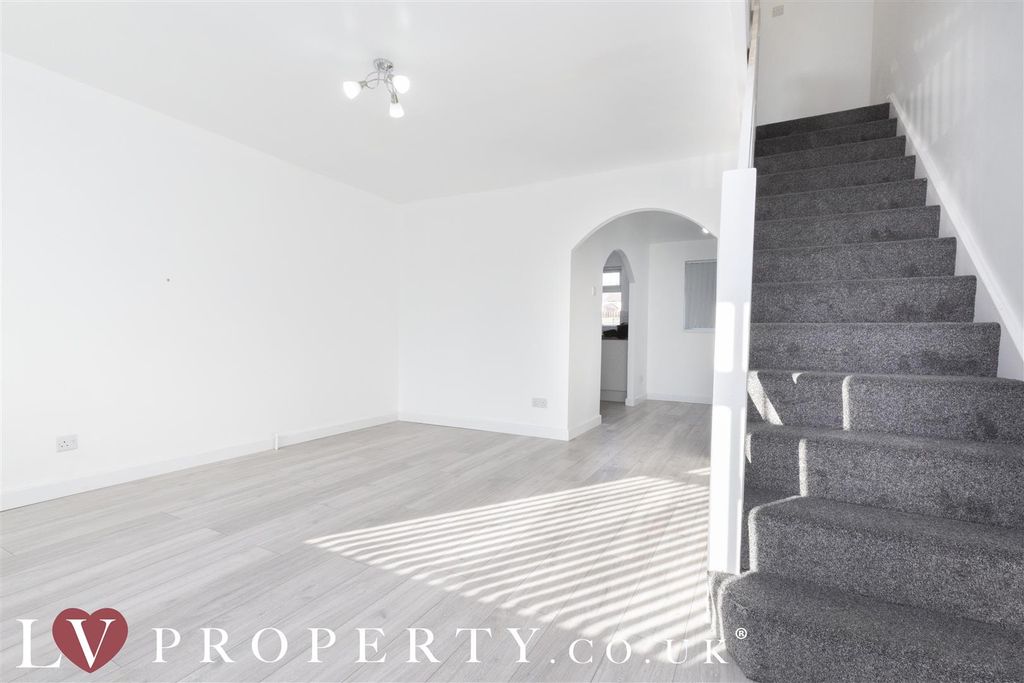 Property photo 1 of 12 N1.Jpg