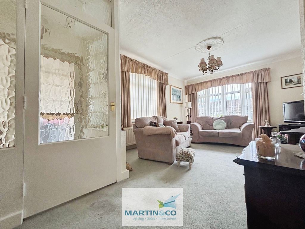 Property photo 3 of 17 c951Cf63-E-433B-992A-A5F8F6D70F8E-7850-0000037A8A5