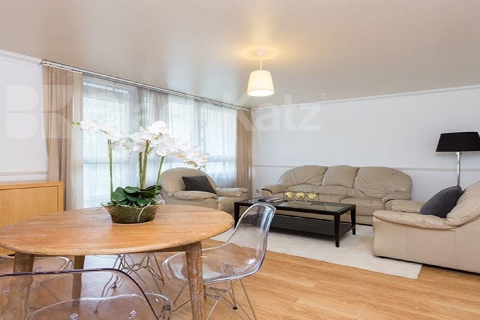 Property photo 3 of 10