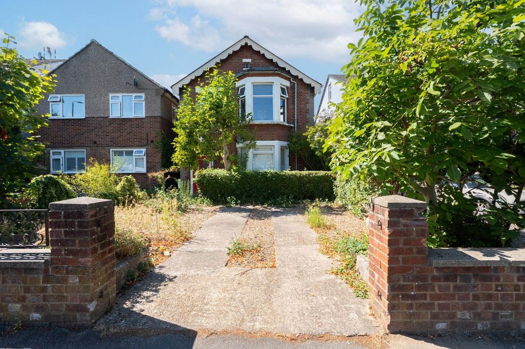 Property photo 3 of 16 Picture No. 15