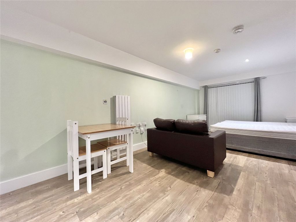 Property photo 3 of 9 Picture No. 07