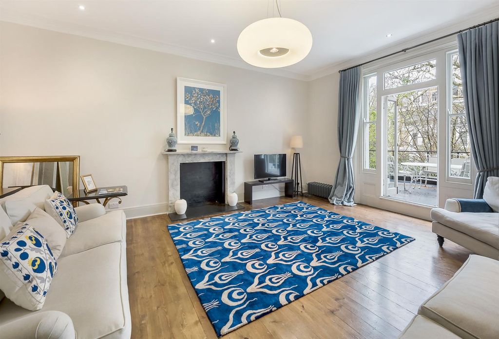 Property photo 3 of 13 Gledhow Gardens 6 Fff-2-2.Jpg