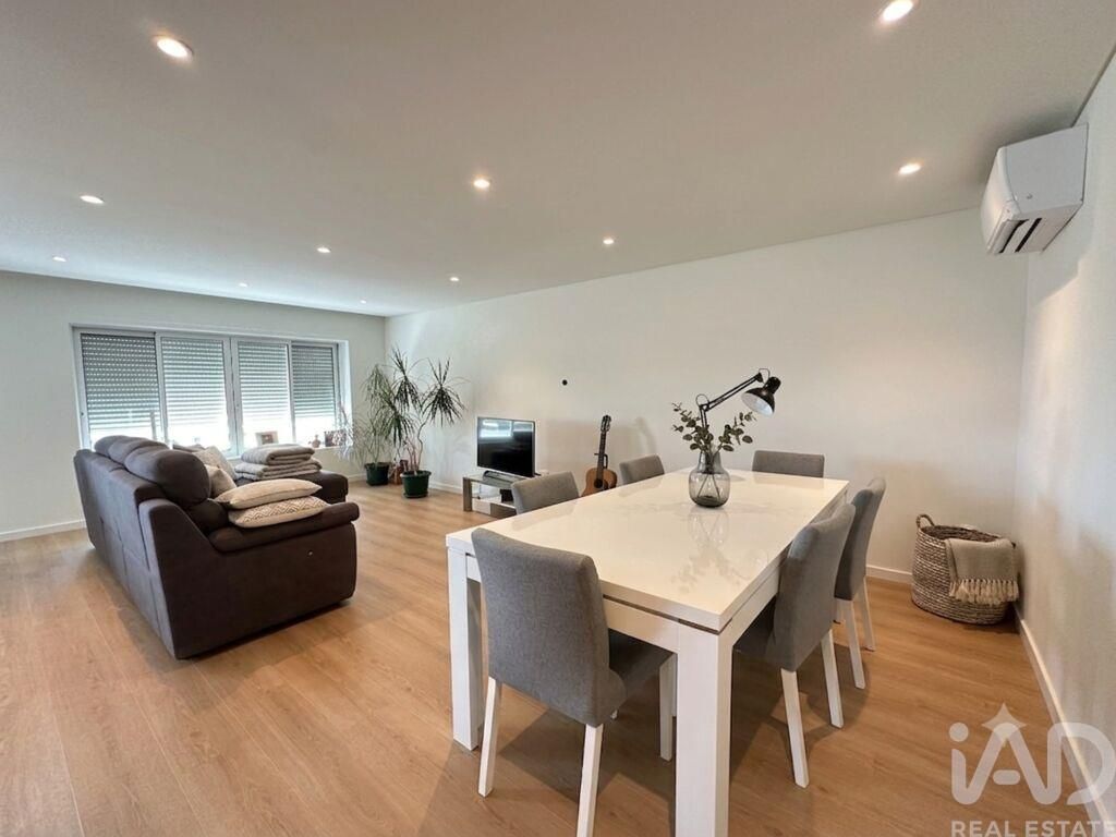 Property photo 1 of 29