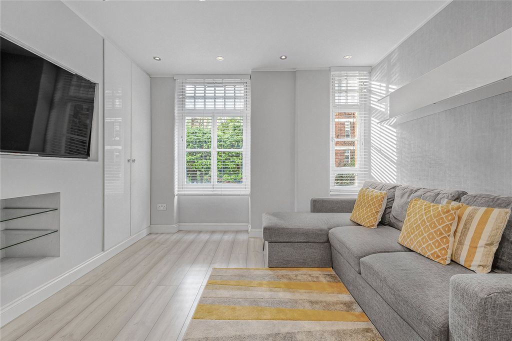 Property photo 2 of 5