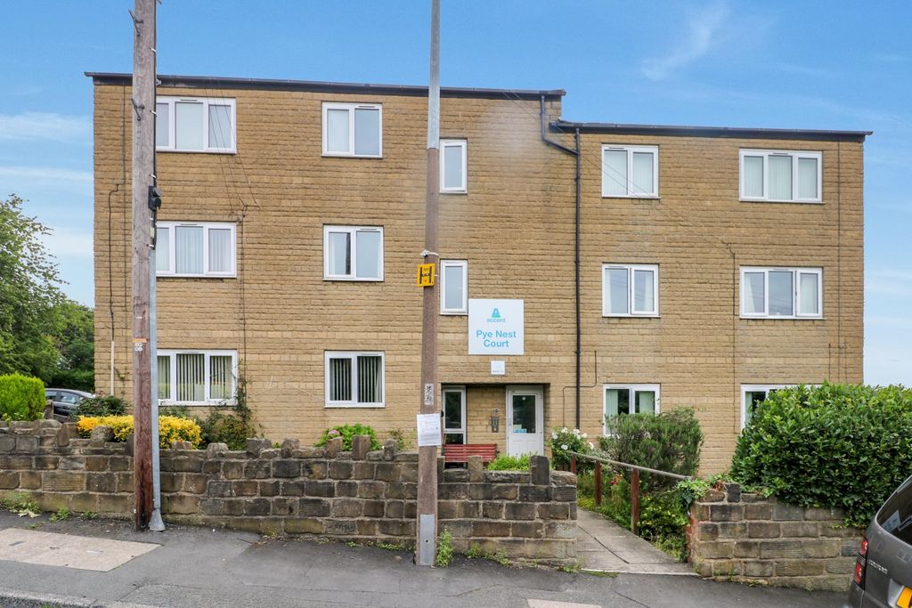 Property photo 1 of 14 Img_1905