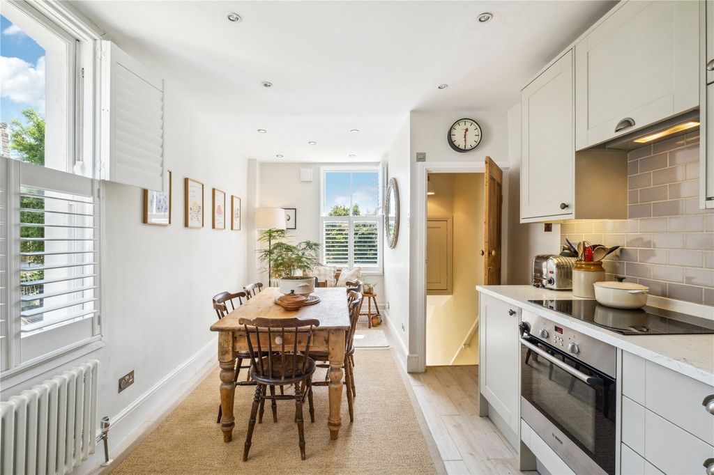 Property photo 2 of 10 Picture No. 15