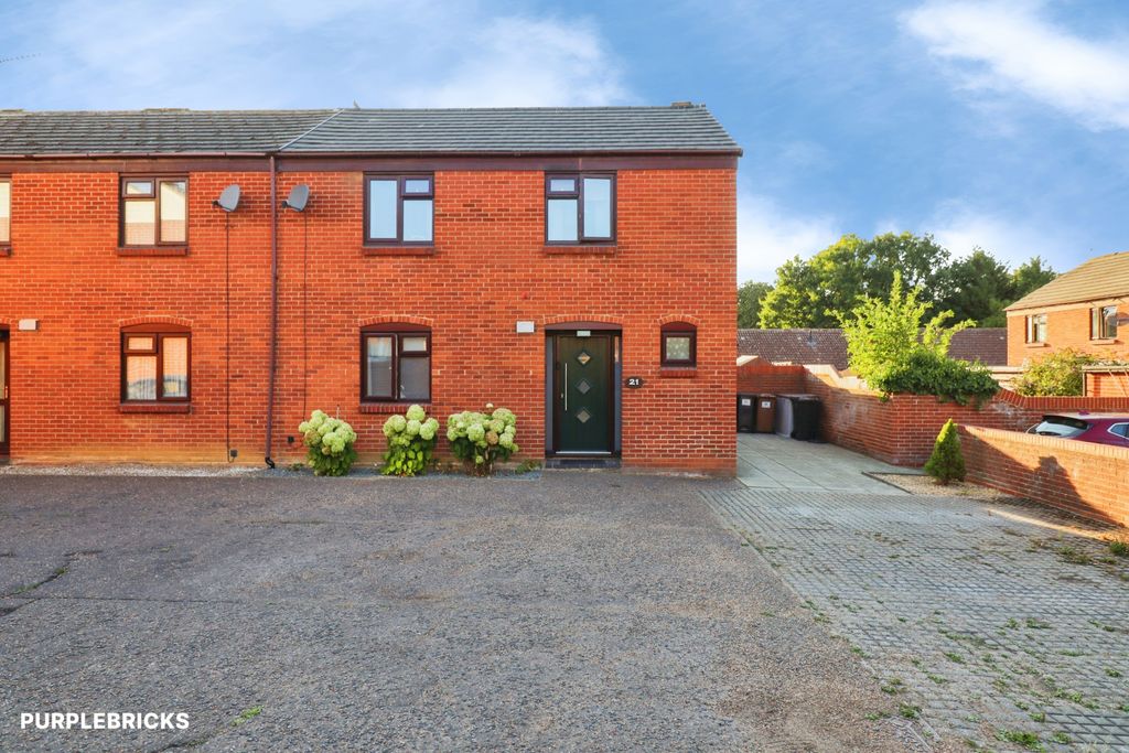 Property photo 1 of 26