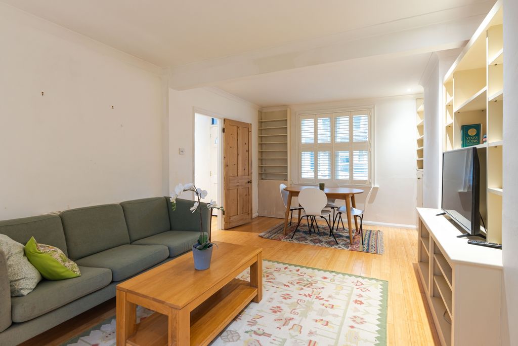 Property photo 1 of 12 Living Area