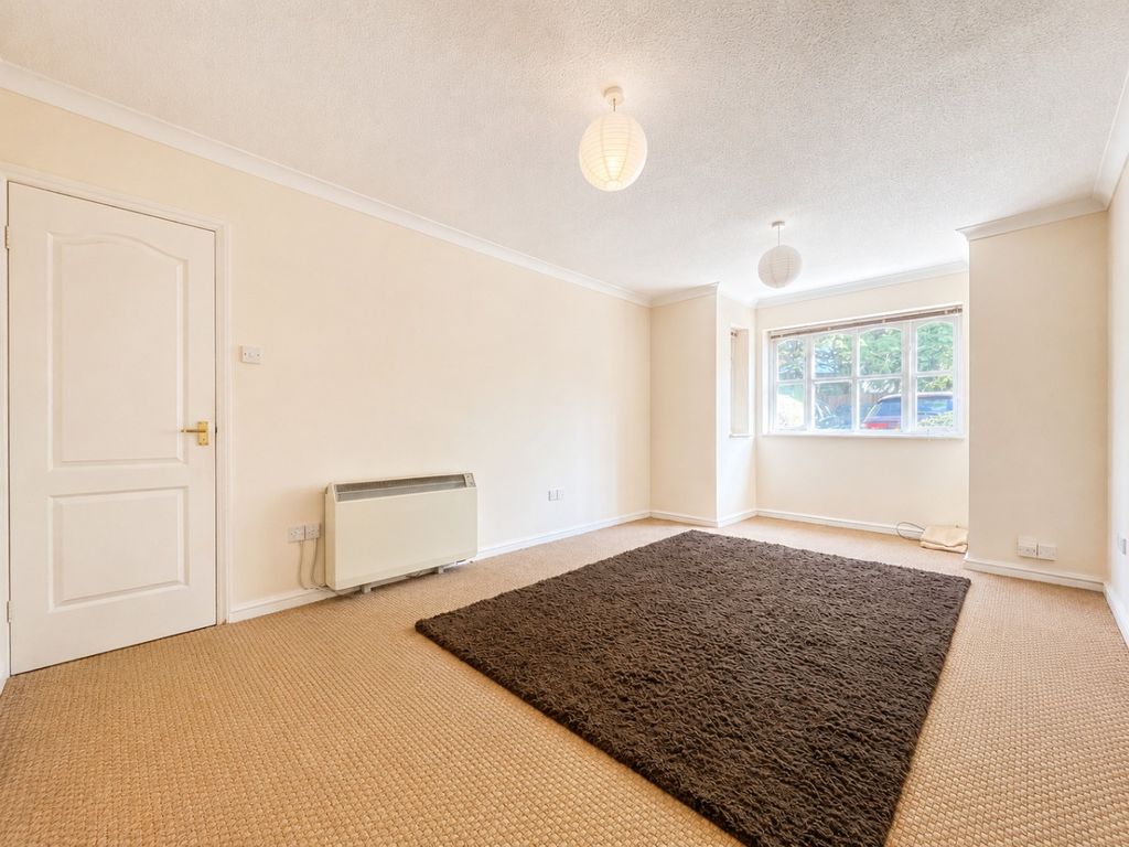 Property photo 3 of 7 5440612