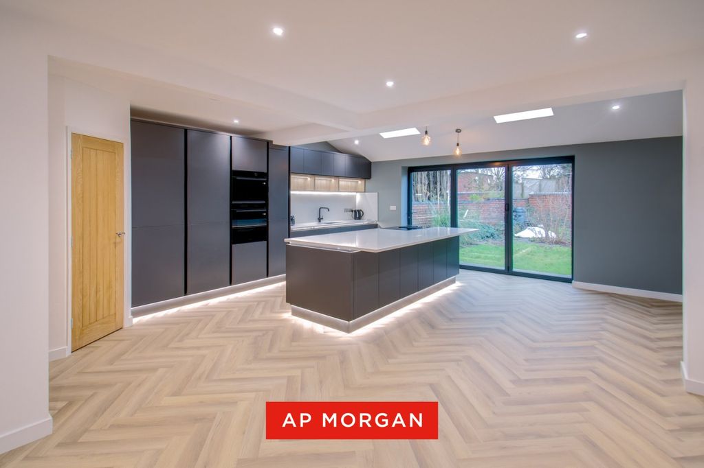 Property photo 2 of 20 Picture No. 50