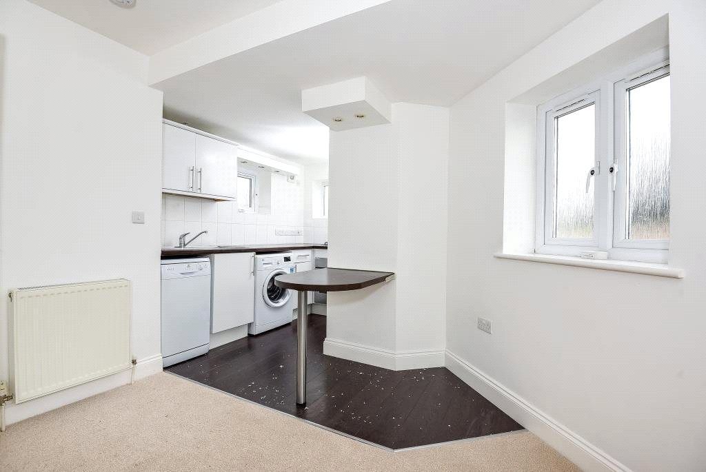 Property photo 2 of 8 Picture No. 04