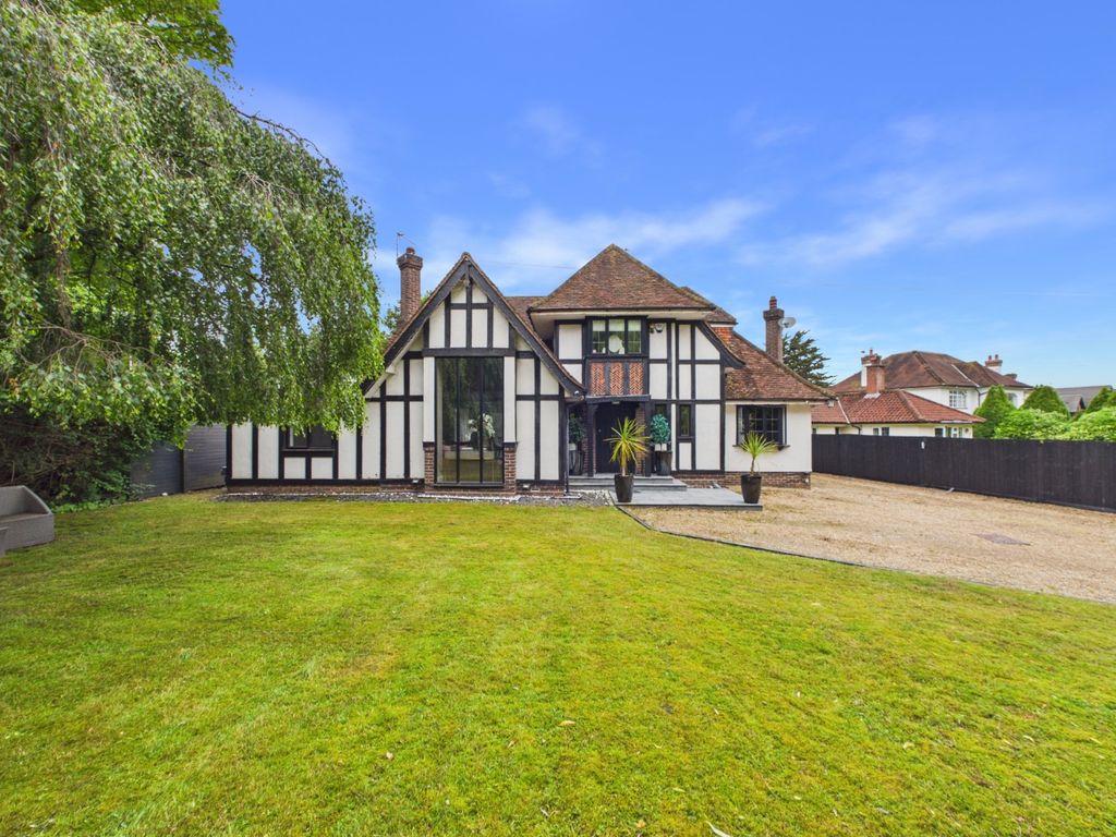 Property photo 1 of 28 5203541