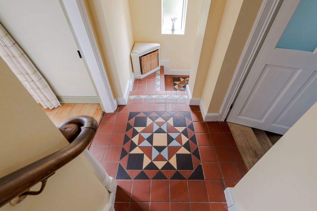 Property photo 2 of 24