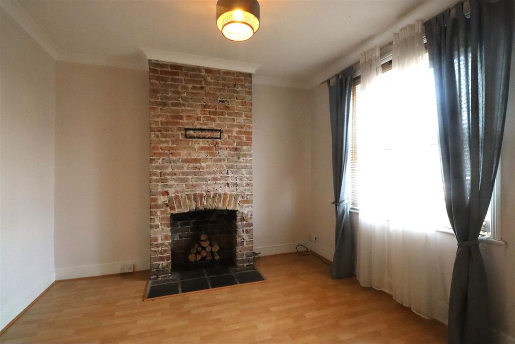 Property photo 2 of 17 Img_8027-Josh-Neo5.Jpg