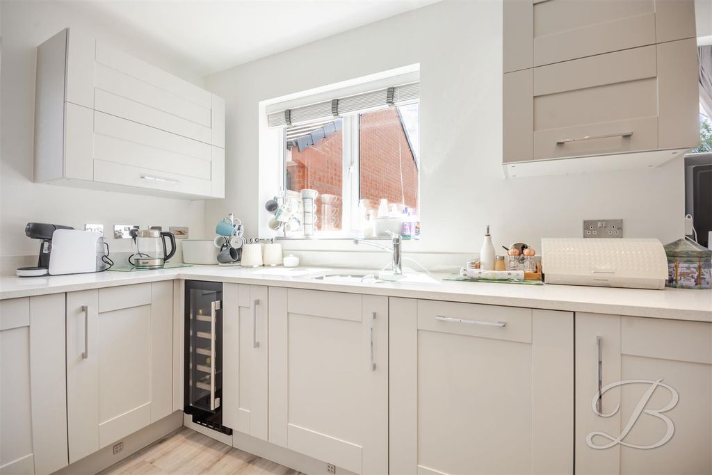 Property photo 3 of 52 Ccltd-4.Jpg