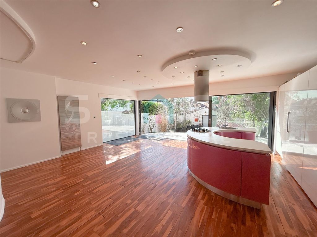Property photo 2 of 36 Untitled (55).Png