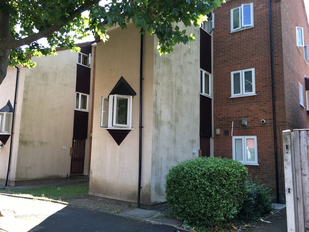 Property photo 1 of 5 Photo 5