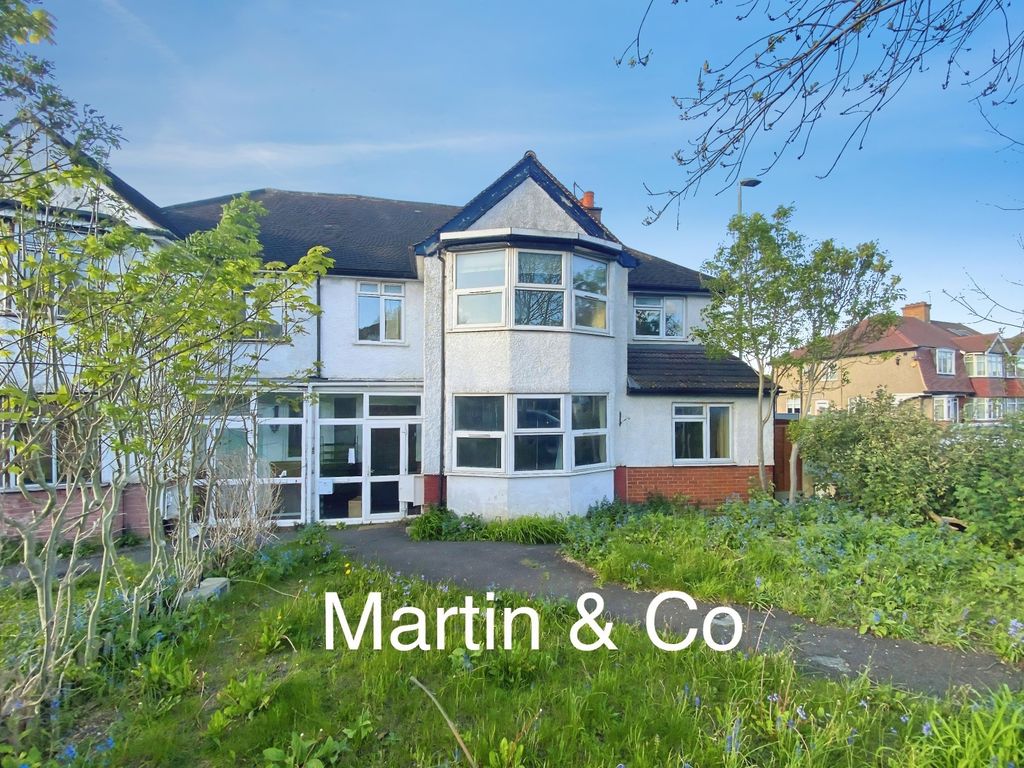 Property photo 1 of 4 Front Exterior