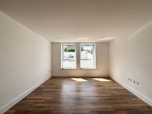 Property photo 3 of 7 Image