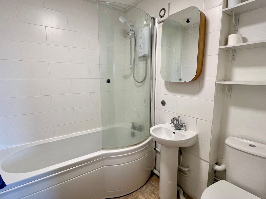 Additional image 10 of 2 bed flat for salePrince William Court, The Marina, Deal CT14