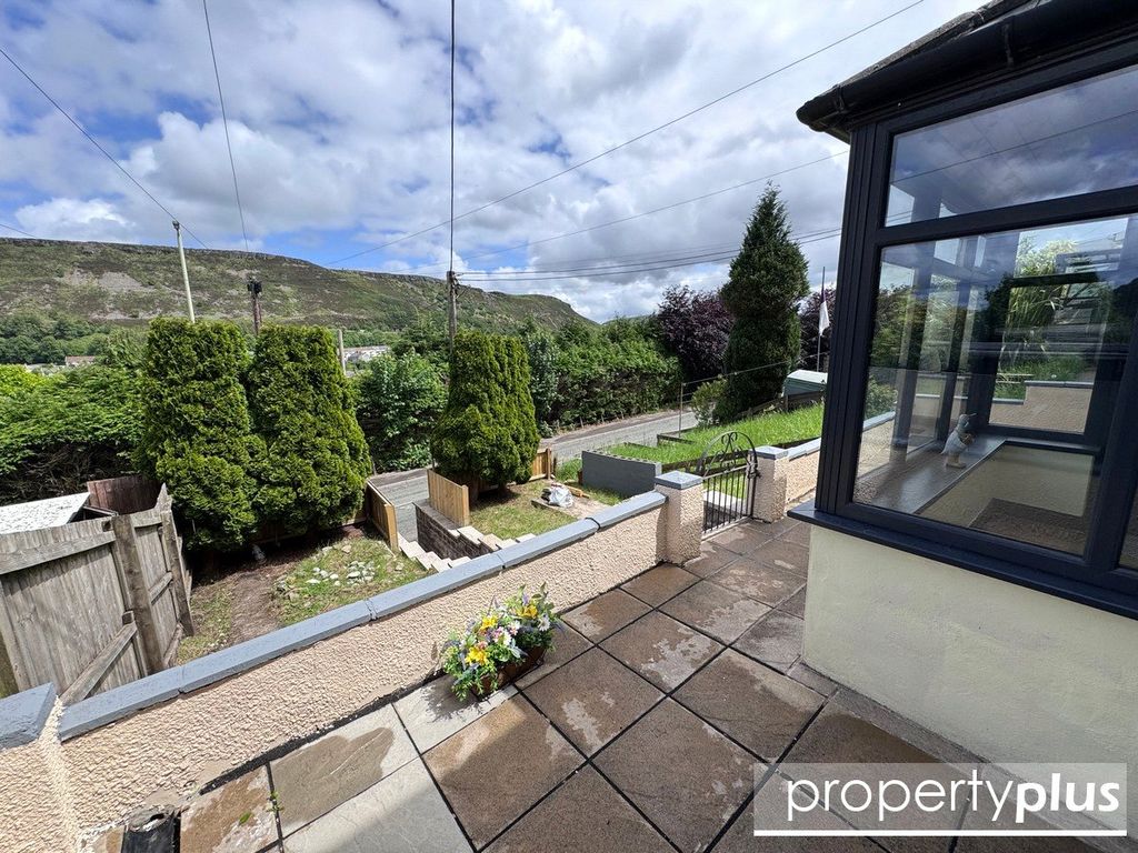 Property photo 3 of 16 Picture No. 04