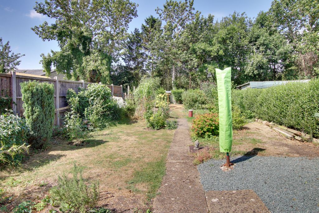 Property photo 2 of 7