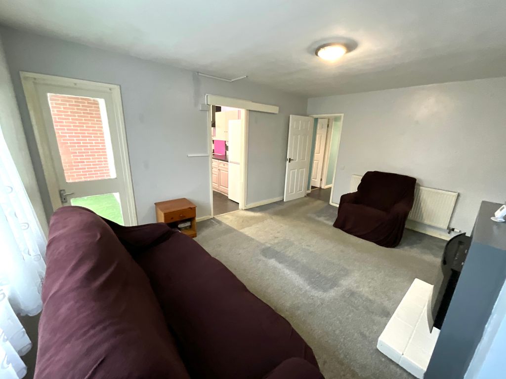 Property photo 2 of 12 Img_5063