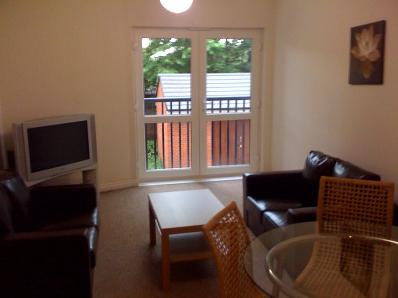Property photo 1 of 3