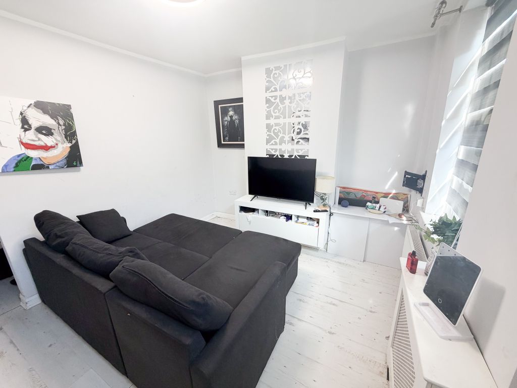 Property photo 2 of 13 Img_7504