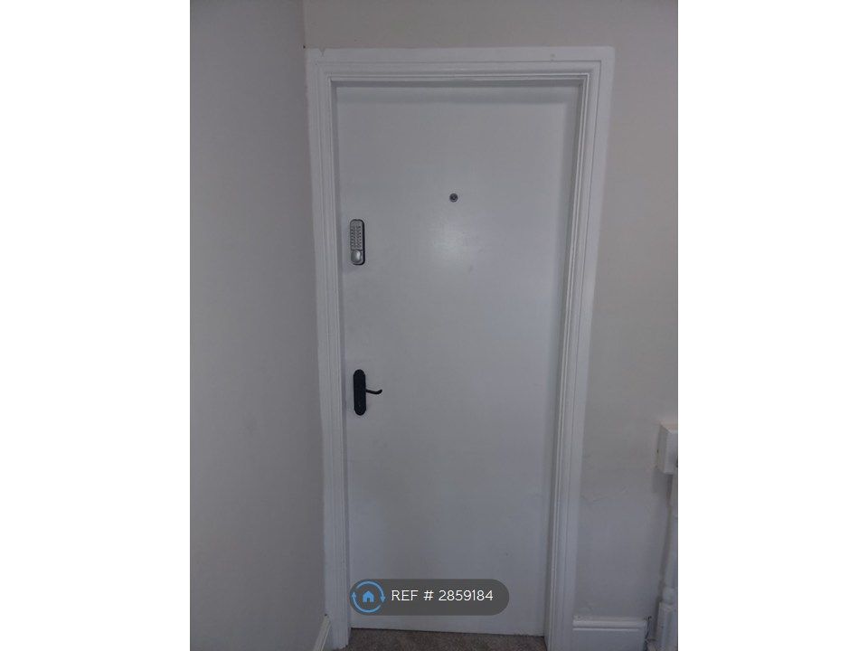 Property photo 3 of 11 Entrance Door