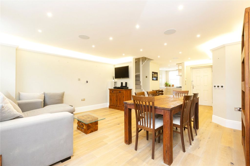 Property photo 3 of 20 Reception Room