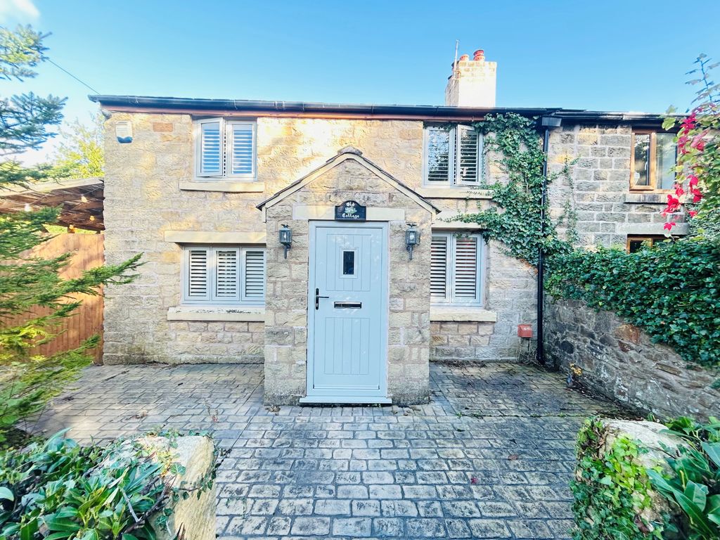 Property photo 1 of 27