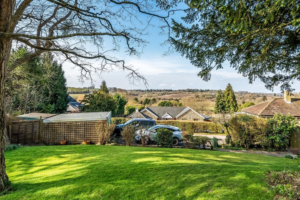 Property photo 3 of 19 3-Downside-Court-1.Jpg
