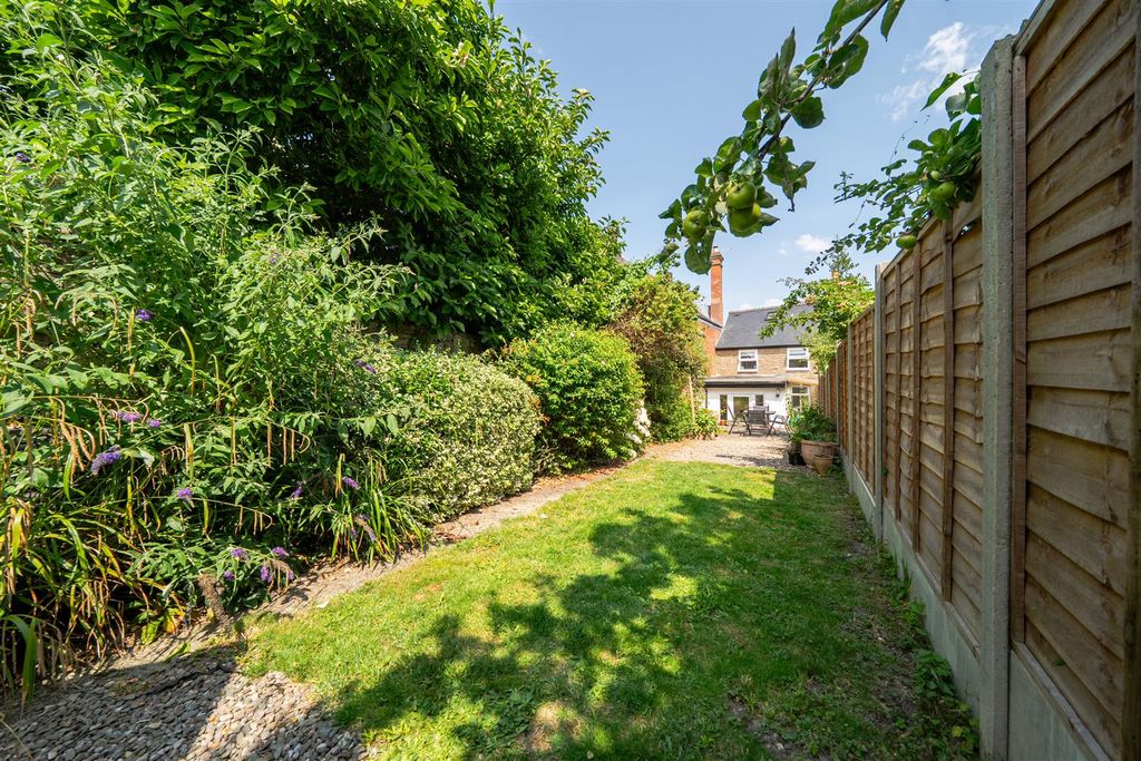 Property photo 2 of 20 1492394-17-6A5A4F92Ca78c.Jpg