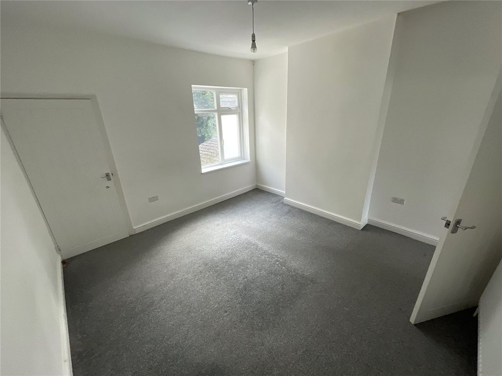 Property photo 3 of 27 Picture No. 27