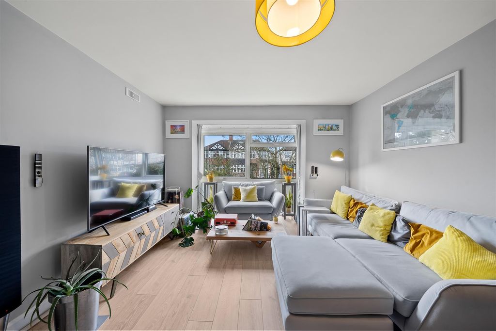 Property photo 3 of 17 Dsc09270.Jpg