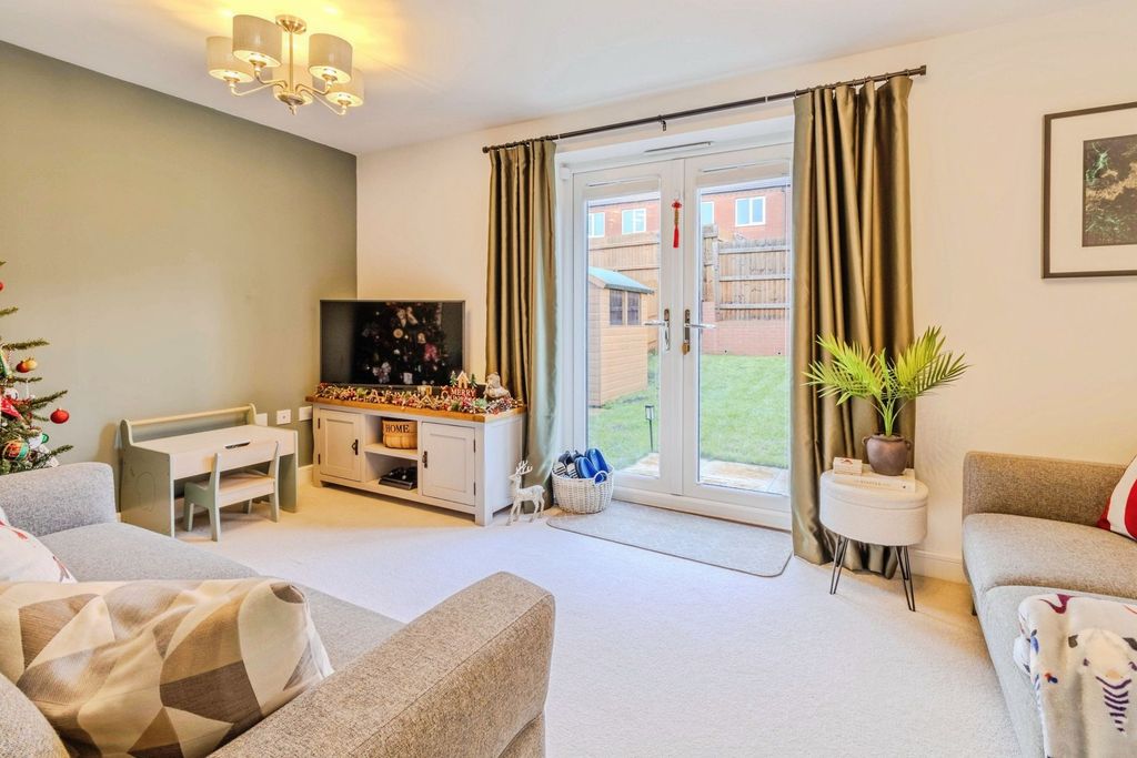 Property photo 2 of 14 Living Room