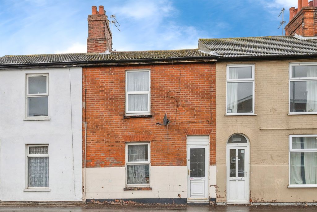 Property photo 1 of 17