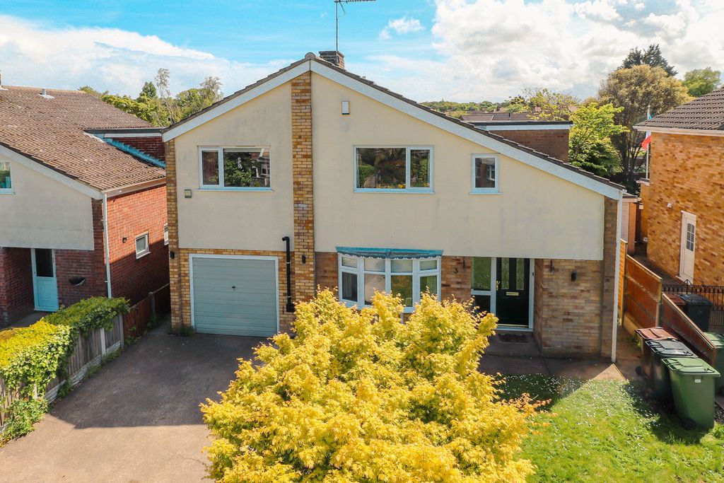 Property photo 2 of 23