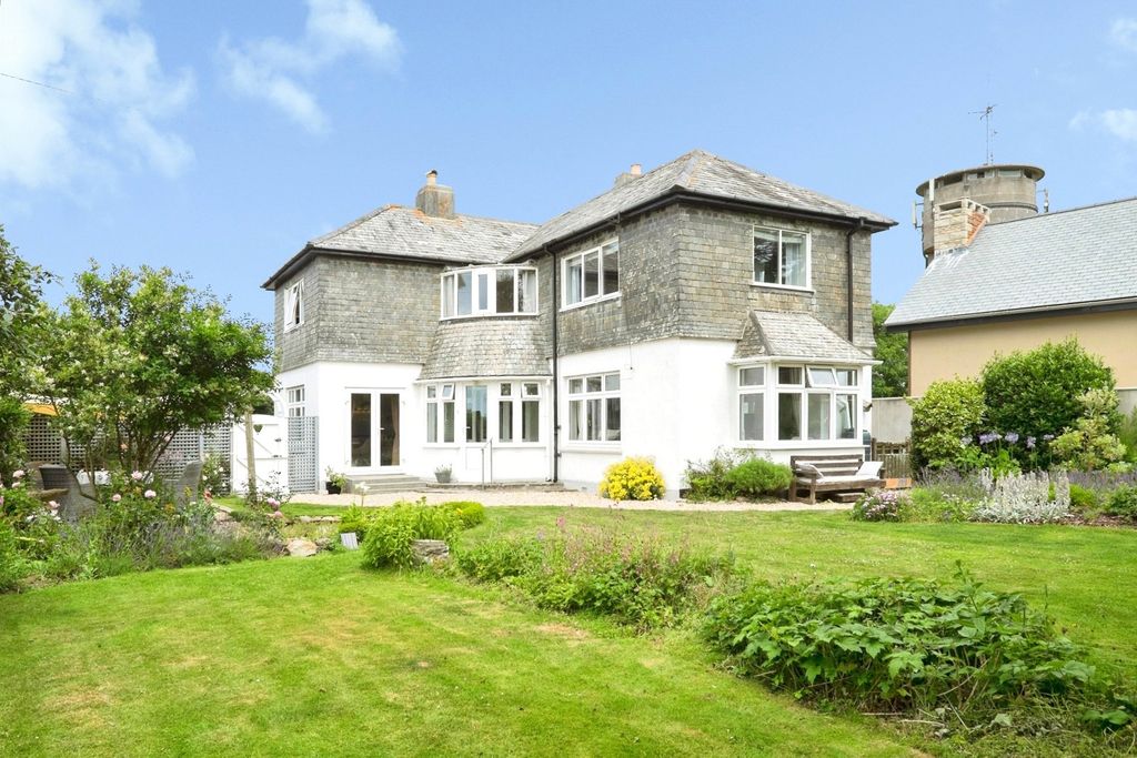 Property photo 1 of 21 Pbox-Img.Jpg