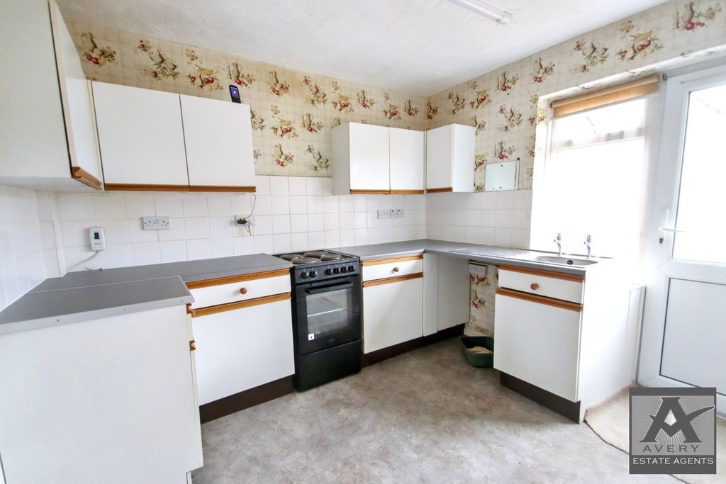 Property photo 2 of 11 Gallery