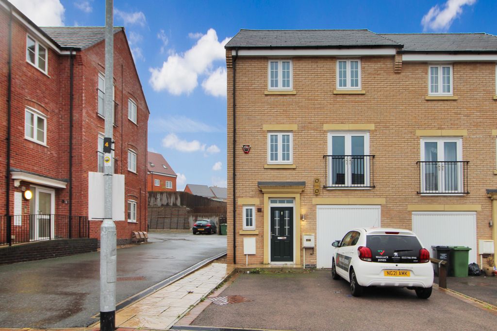 Property photo 1 of 13