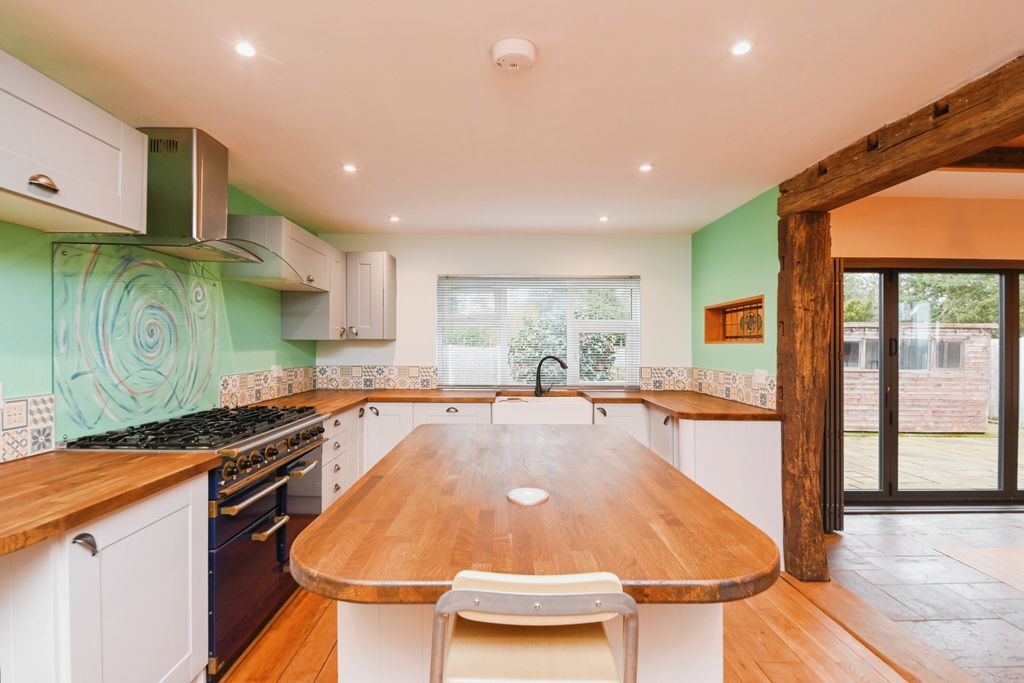 Property photo 3 of 16 Photography