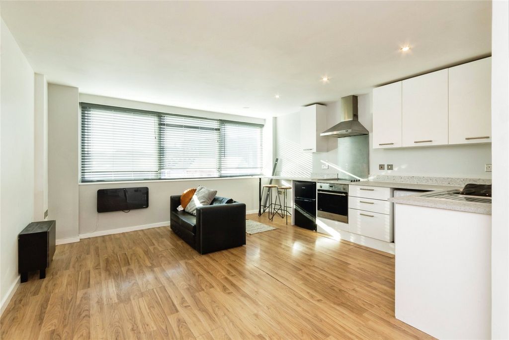 Property photo 1 of 12 Photography